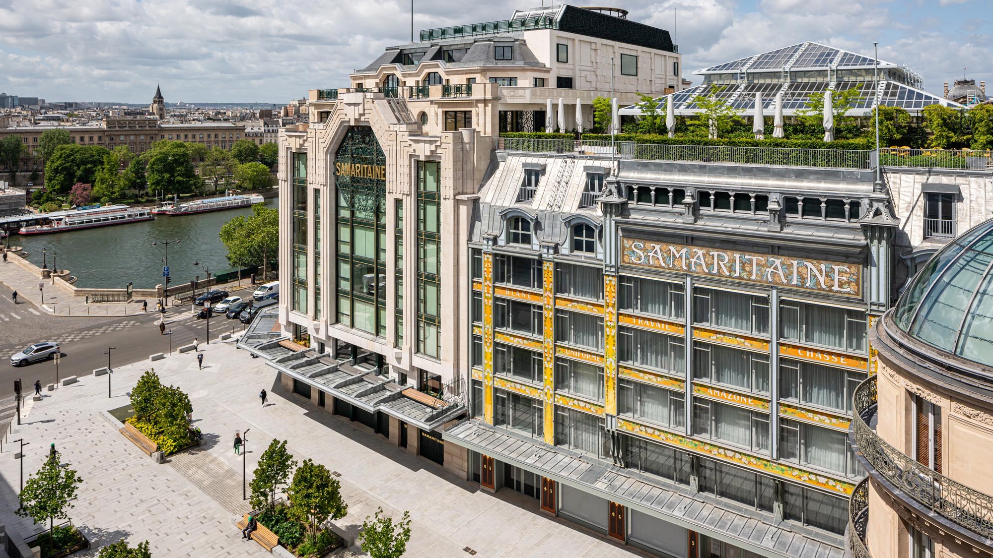 Luxury roof garden La Samaritaine